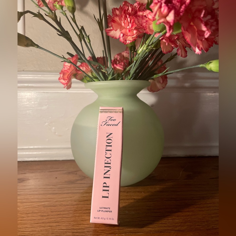 SALE!!!! Too Faced Lip Injection Plumping Lip Gloss Clear Pink